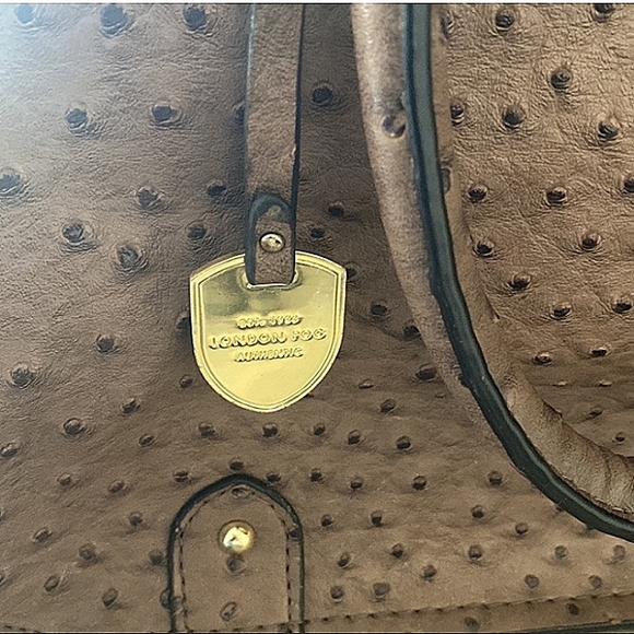 LONDON FOG TAUPE AUTHENTIC OSTRICH LEATHER PRISTINE CONDITION - Picture 8 of 11